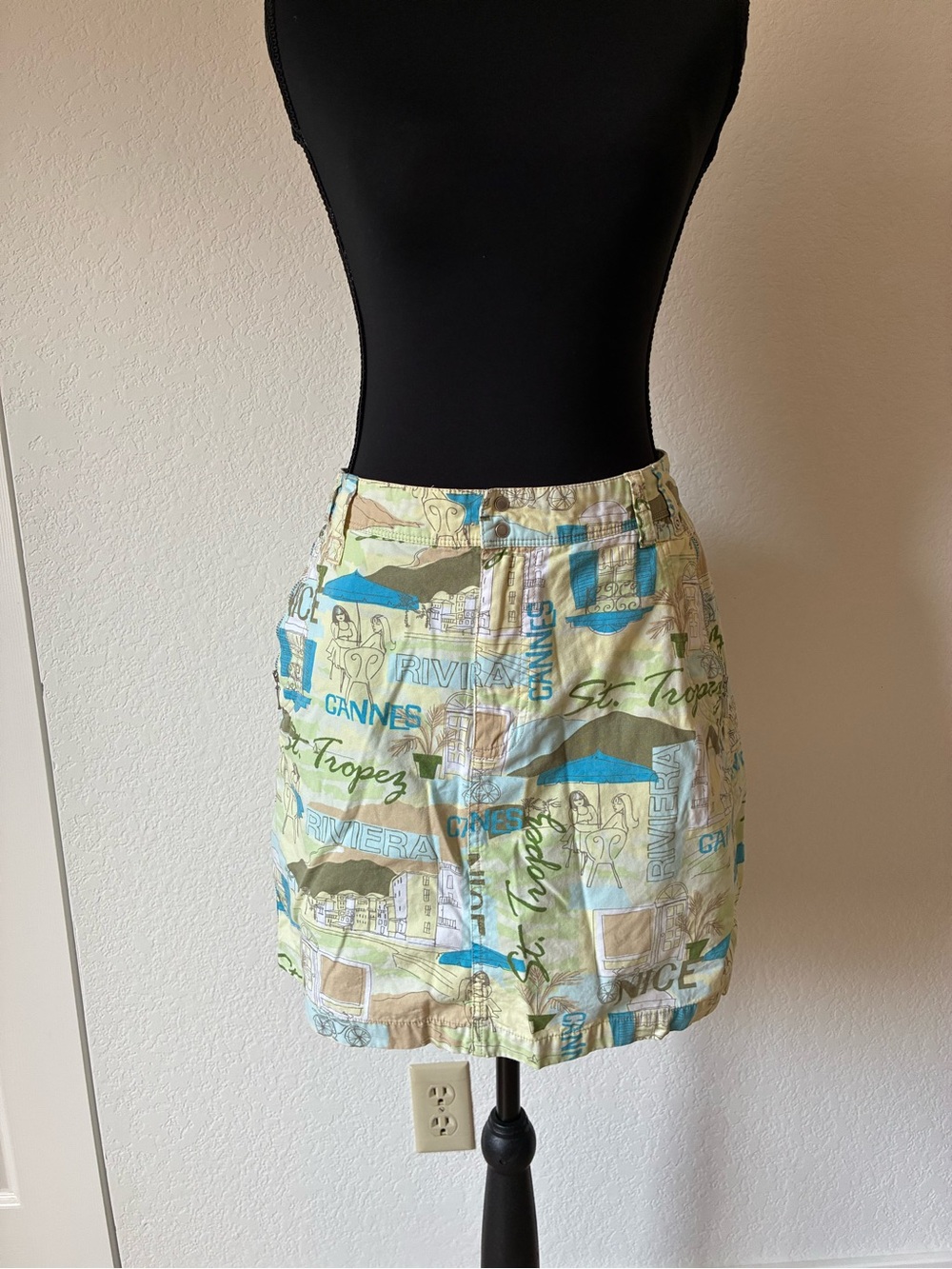 French Cuff Riviera Print Mini Skirt w Built in Shorts Golf Euro Summer